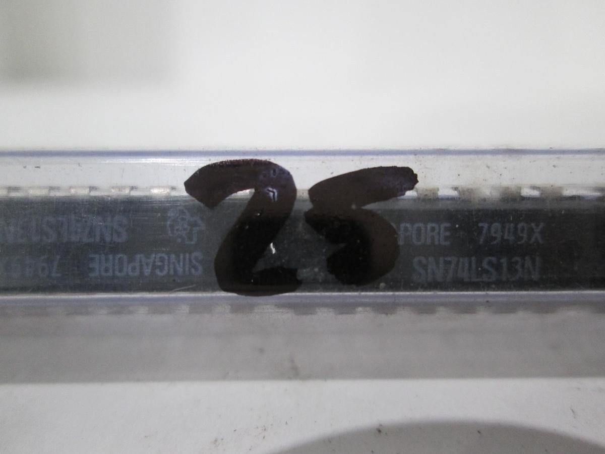 Texas Instruments, SN74LS13N, Integrated Circuit, New, Lot of 25