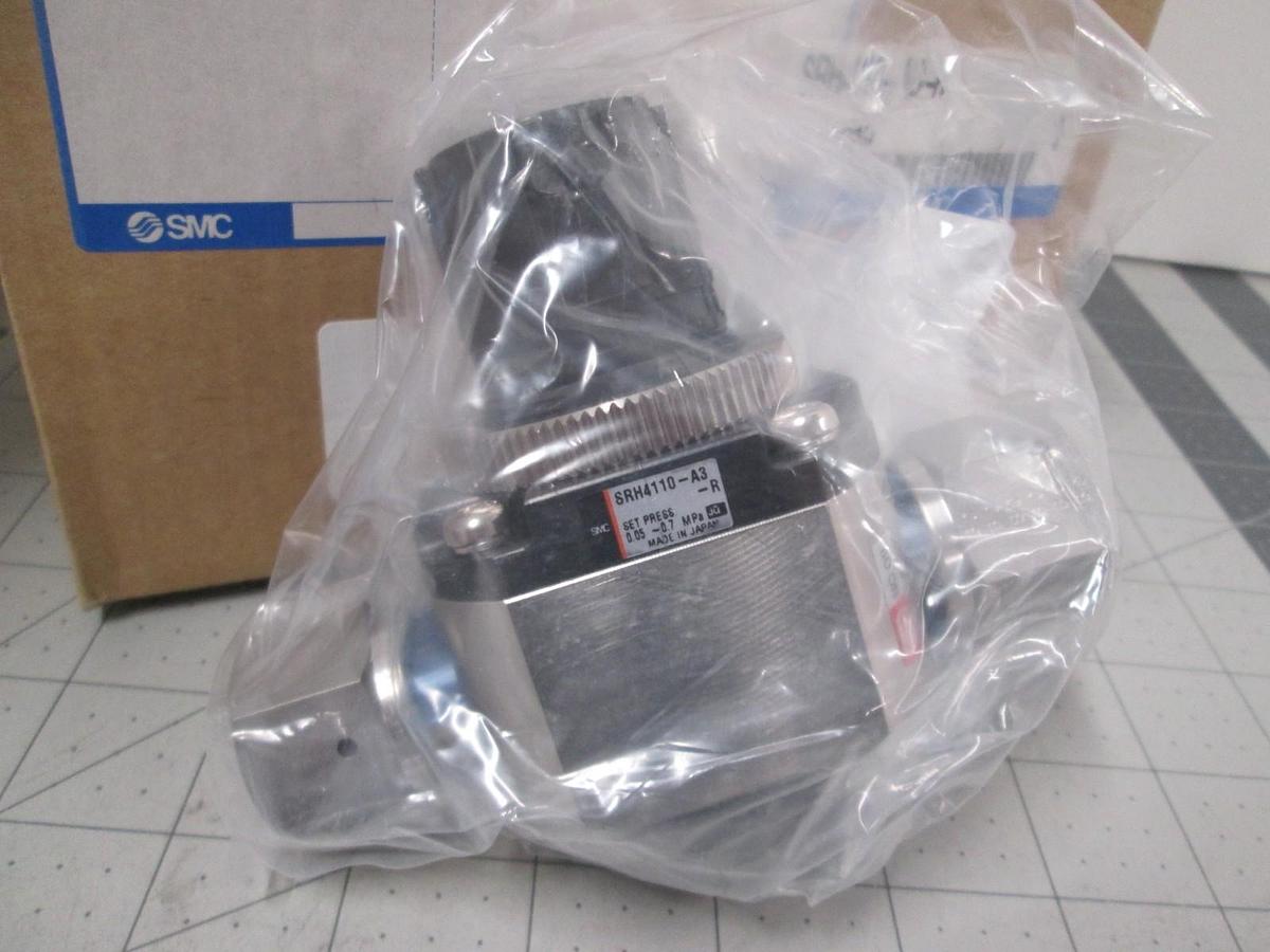 SMC, SRH4110-A3-R, Regulator Clean SRH Series 3 Port, New
