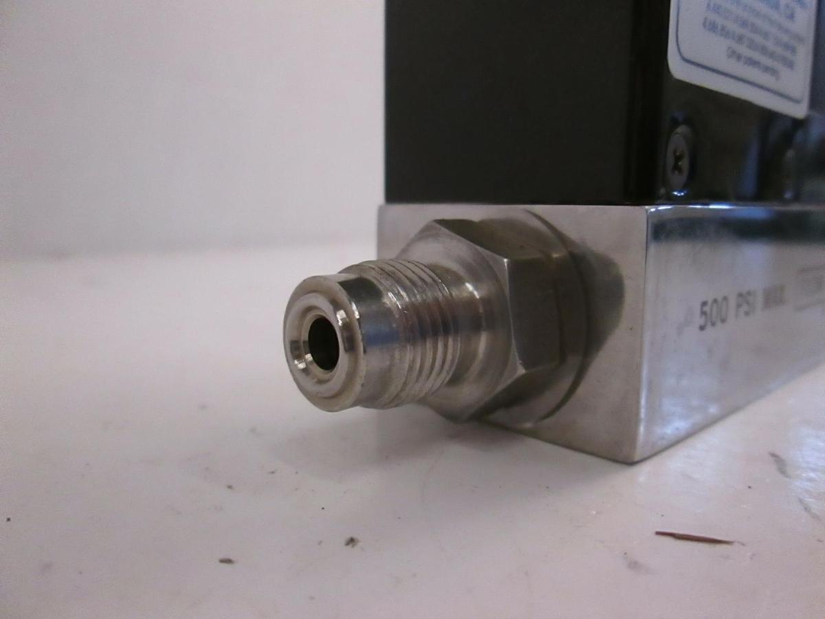 Used Unit UFC-1020A Mass Flow Controller MFC, O2, 400 SCCM