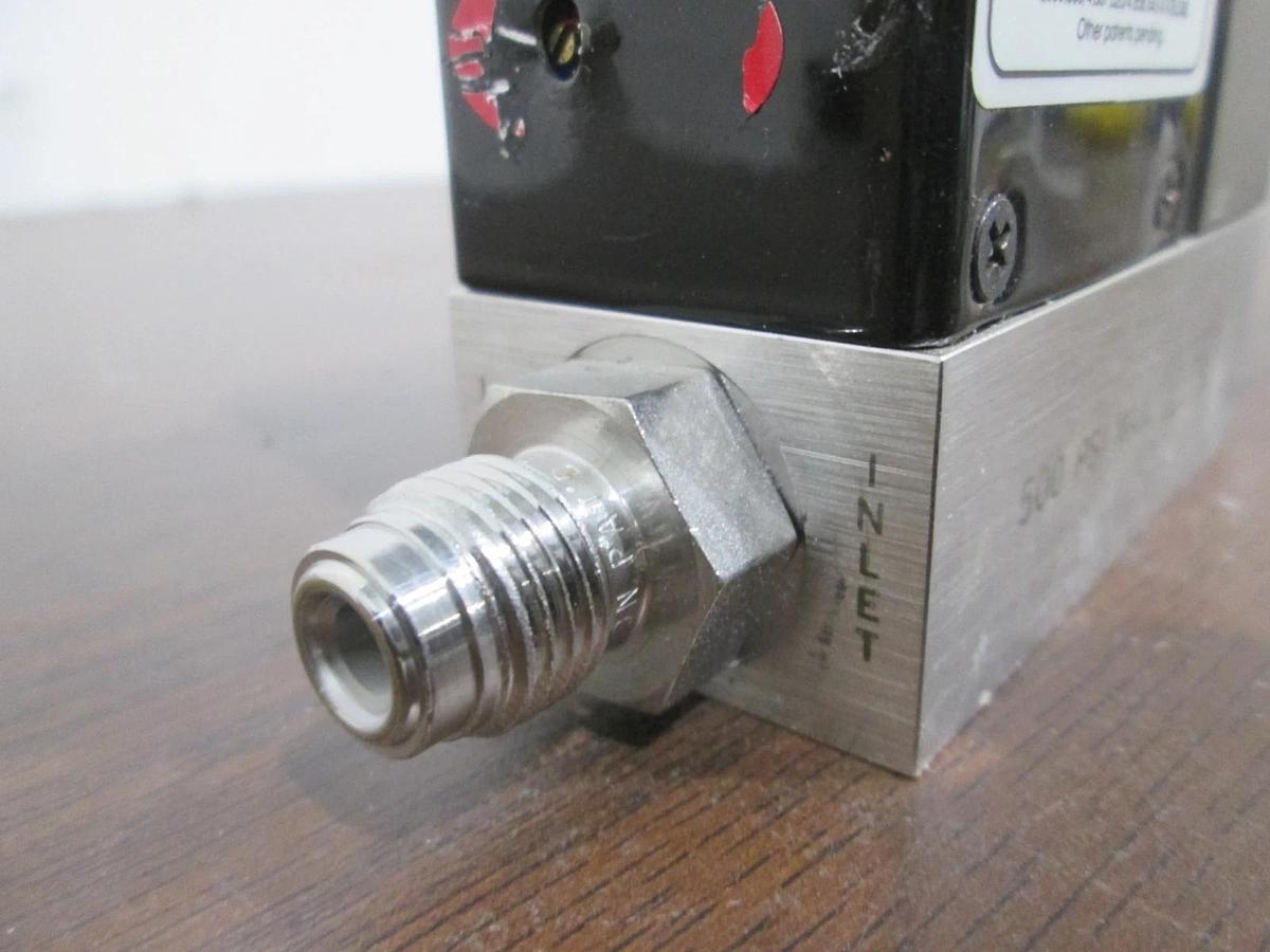 Used Unit, UFC-1200, 50 SCCM, SiH2Cl2, Mass Flow Controller, 1/4" Port, Used