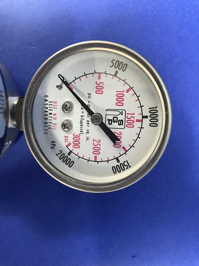 Used Veriflo HIR101S-4P-4-PM Single Stage Pressure Reducing Regulator, w/ Gauge