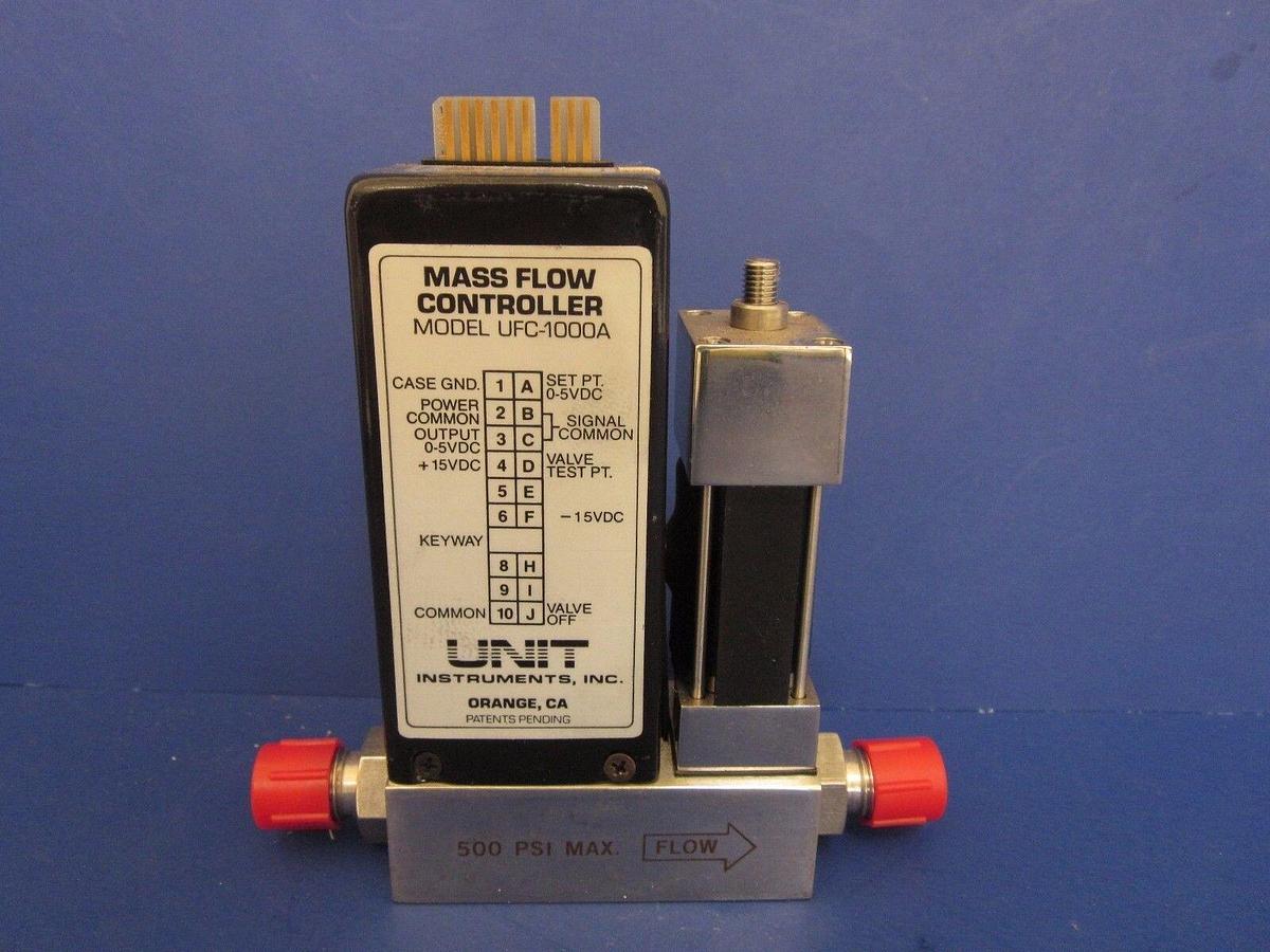 Used UNIT MFC Mass Flow Controller UFC-1000A, 50 SCCM, SiH2Cl2, Used
