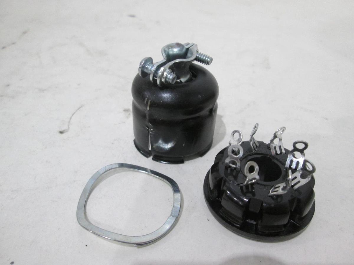 8 Pin Connector, 9080-0052, Fem w/Clamp, New