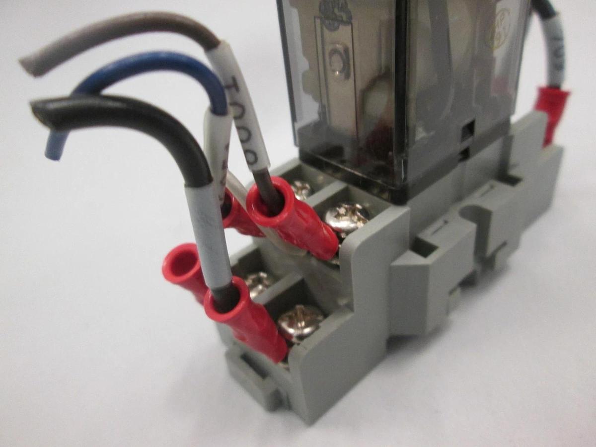 Used Potter & Brumfield, K10P-11D15-24, Relay w/ 27E895 Socket Base, 24VDC, Used