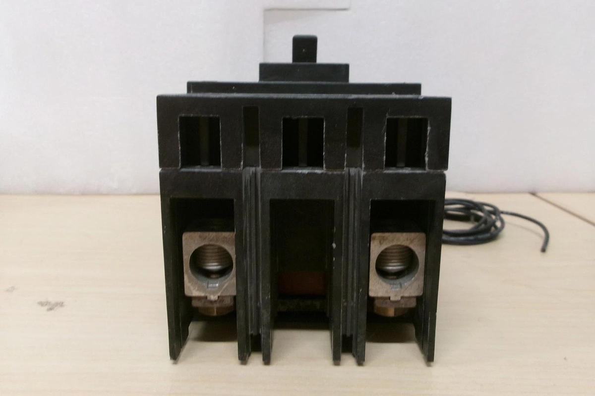Used ABB, Circuit Breaker, 125A, TF2225 Used with shunt trip