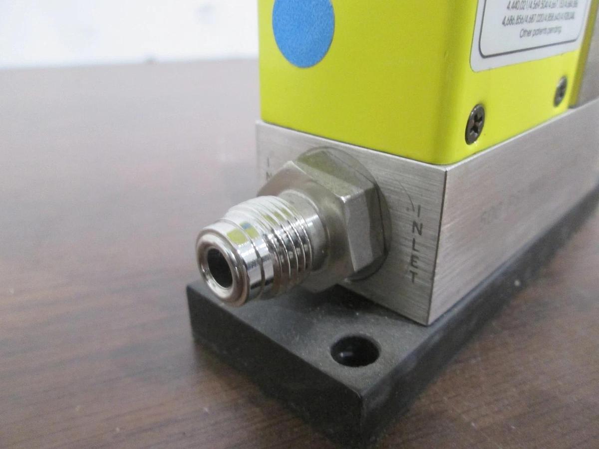Used Unit, High Perfor. UFC-1100, 500 SCCM, N2, Mass Flow Controller, 1/4" Port, Used