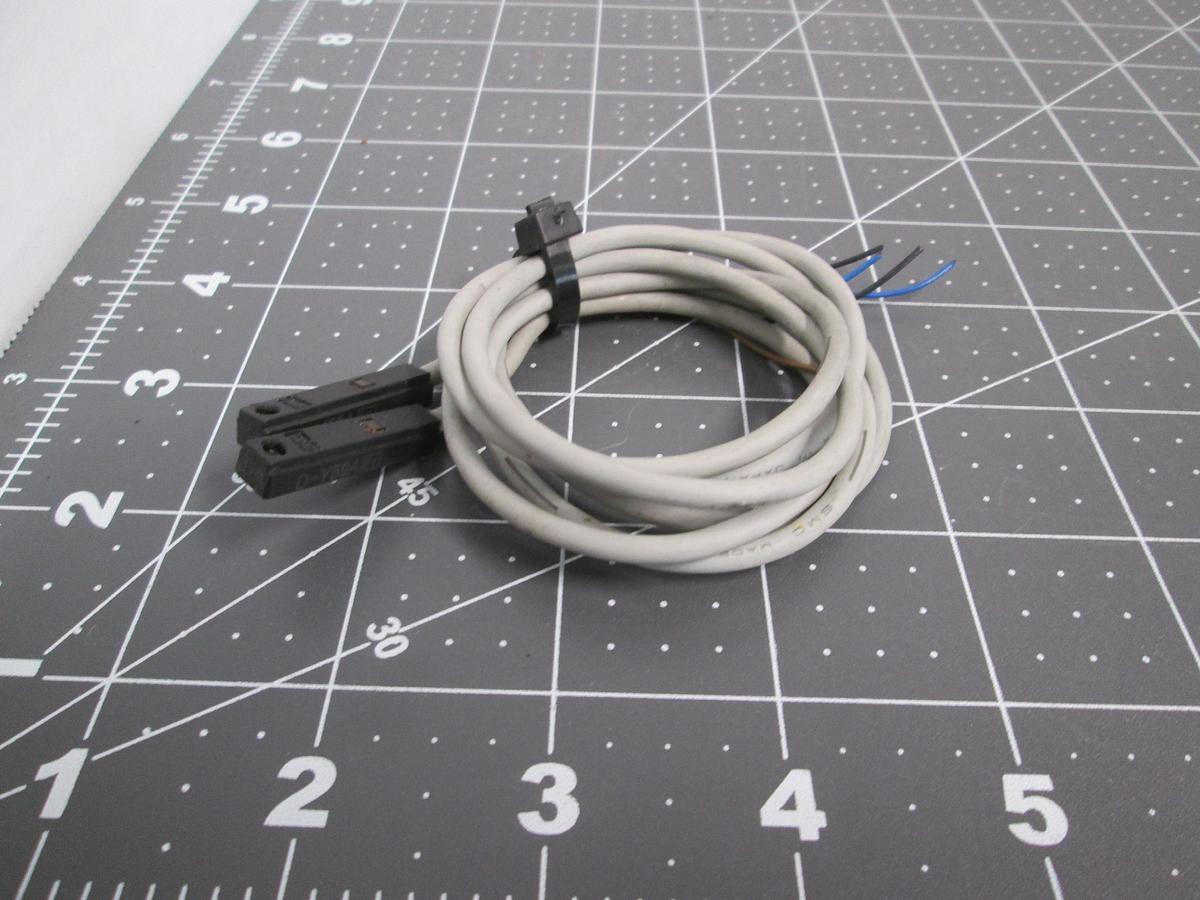 Used SMC D-Y59A Solid State Auto Switch Proximity Sensor 3-Wire Reed Lot of 2