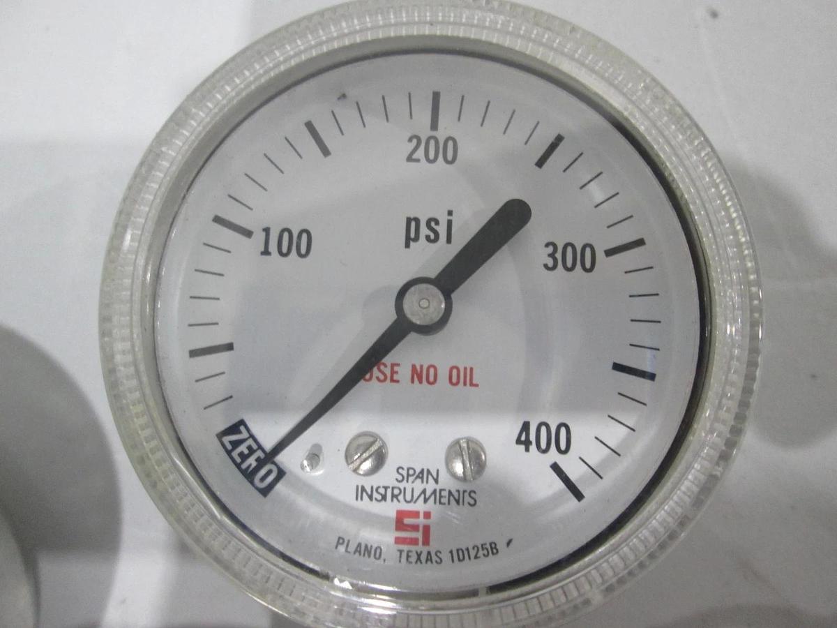 Used Veriflo, 43800003 130, 4 Port Regulator w/ 0-400 and 30-0-100 PSI Gauges, Used