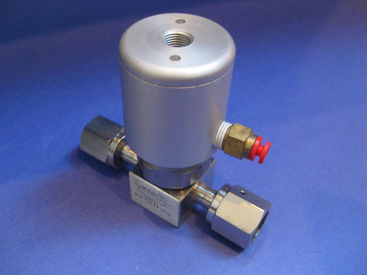 Used Nupro 6LV-DAFR4-P-C Diaphragm Sealed Valve, 1/4" FVCR, Used