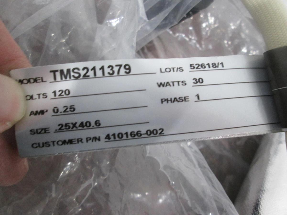Used BriskHeat, TMS211379, Insulator Jacket, 120V, .25A, 30W, Single Phase, Used