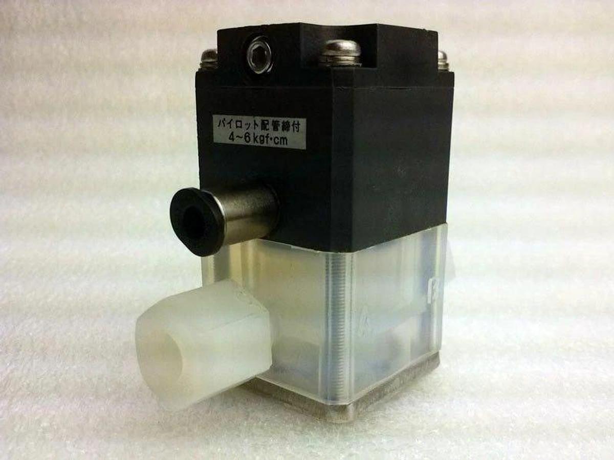 CKD AMD01-8BU-4, Air Operated Valve, LOT of 2 NWOB