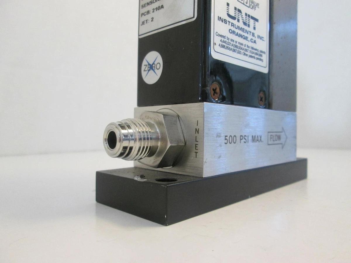 Used Unit UFC-1100A Mass Flow Controller MFC, N2, 500 SCCM