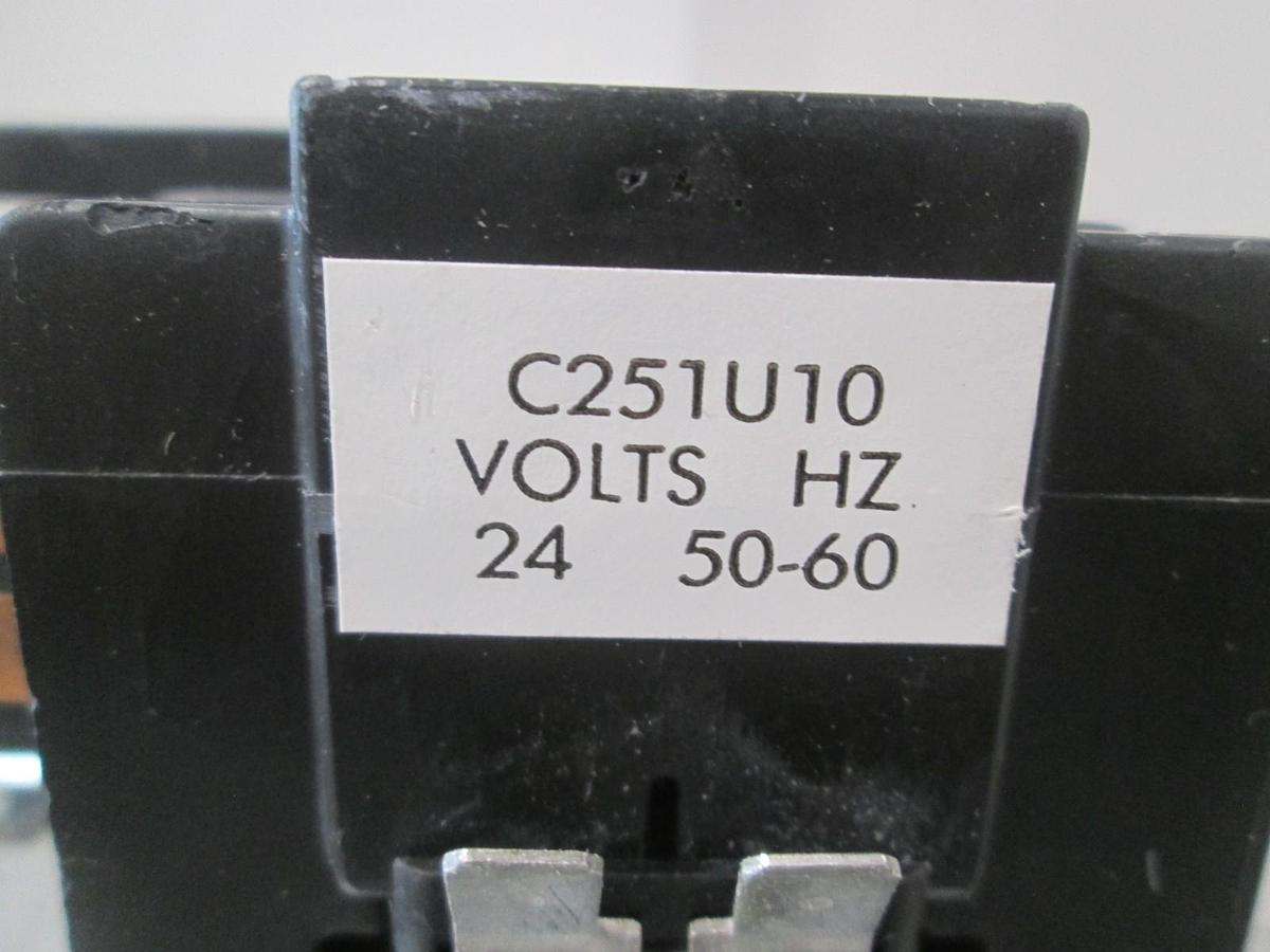 Arrow Hart Contactor C251U10, 24V, 50/60Hz, New, Lot of 2