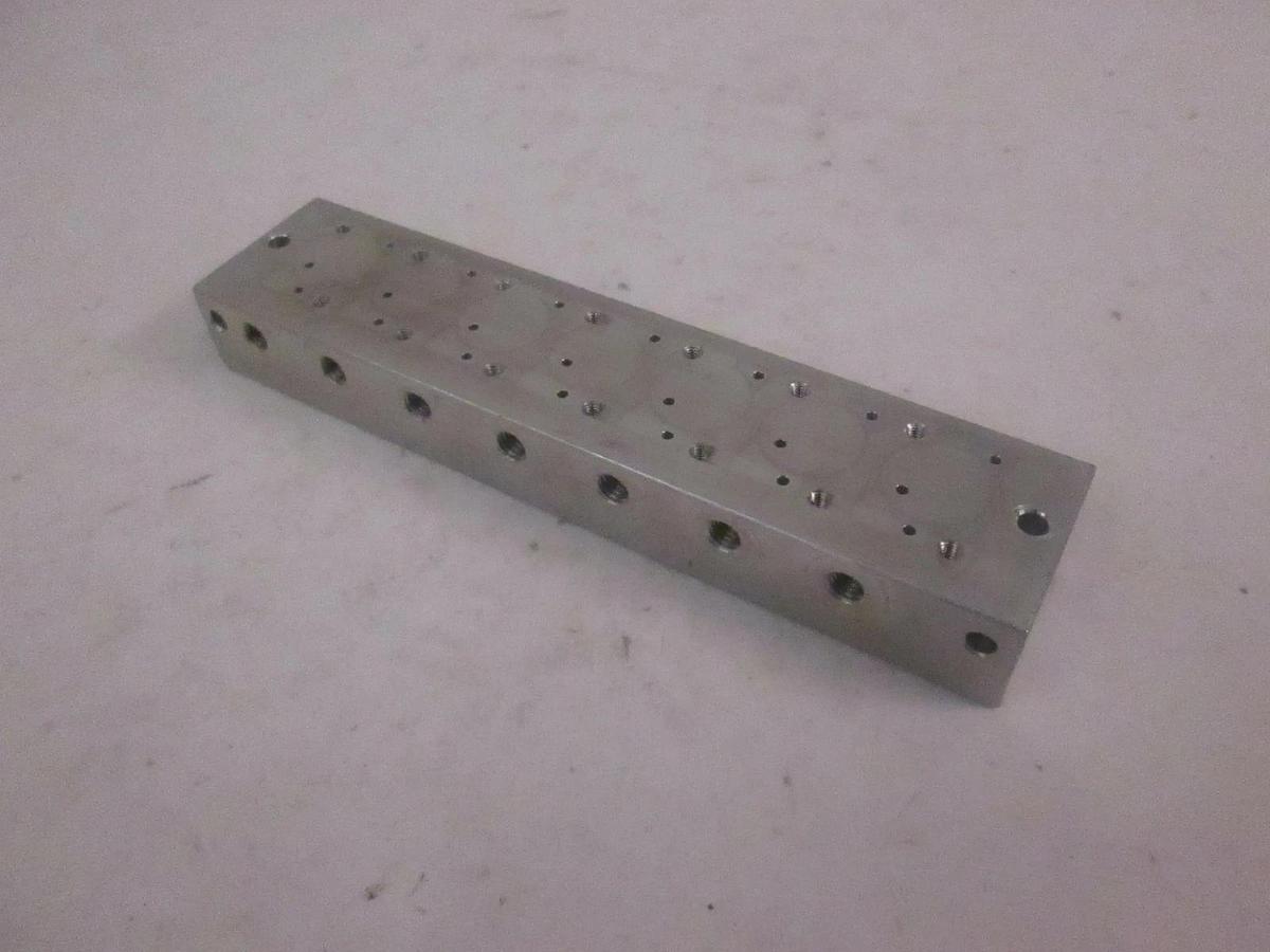Used SMC K01-024, 7 Position Manifold Block for Valve, Used