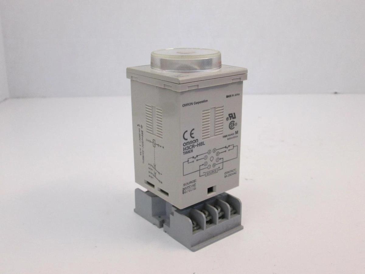 Used OMRON H3CR-H8RL Time Delay Relay, 0 .6 to 12 w/Base, Used
