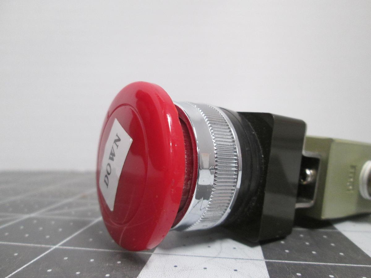 Used Nikco Group NMV150-02 Pneumatic Push Button Valve Mechanical Control Red Cap