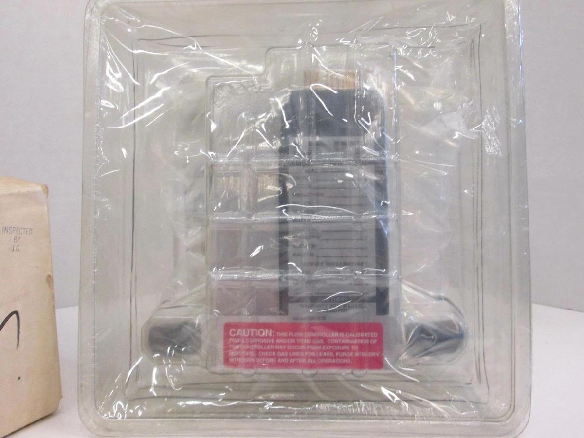 Used Unit UFC-1100 Mass Flow Controller NF3, 60 SCCM, Reburbished