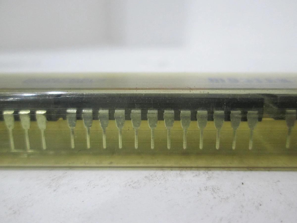Mostek, MK36E32N-5, Integrated Circuit, New, Lot of 16