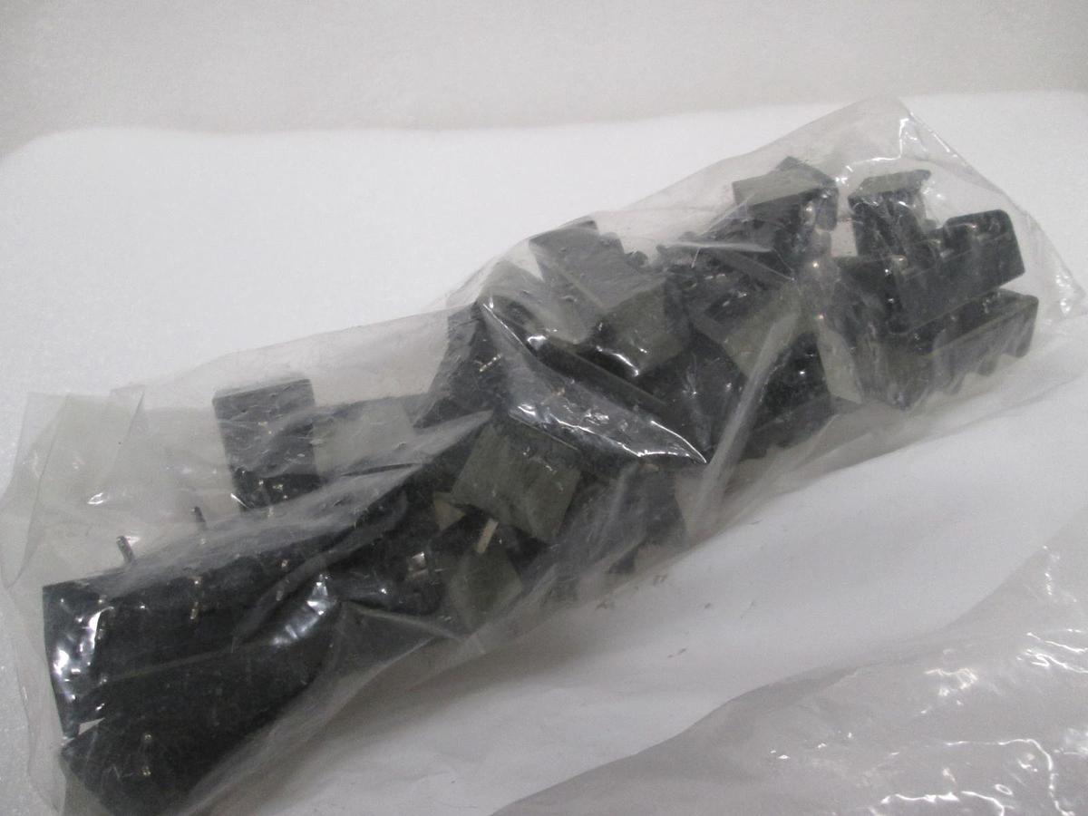 Used Kulka, 2699, 3 Position Single Row Terminal Barrier, 119-7080, New, Lot of 25