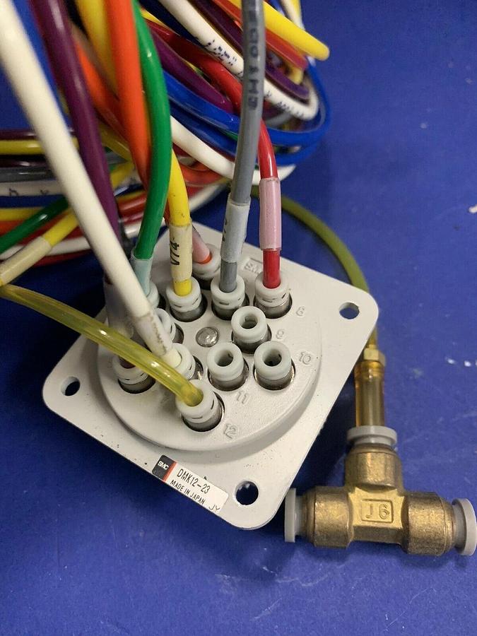 Used SMC DMK12-23 Multi-Connector w/ One-Touch Fittings and Poly Tubing, Used