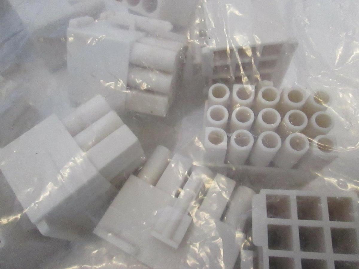 15 Position Connector, 300441, New, Unknown Lot