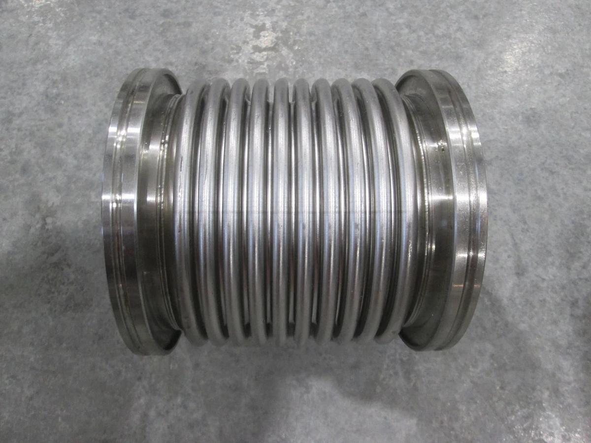 Used Stainless Steel Formed Bellows Vacuum Pipe/Hose, 5"L, 127MM Flange, Used