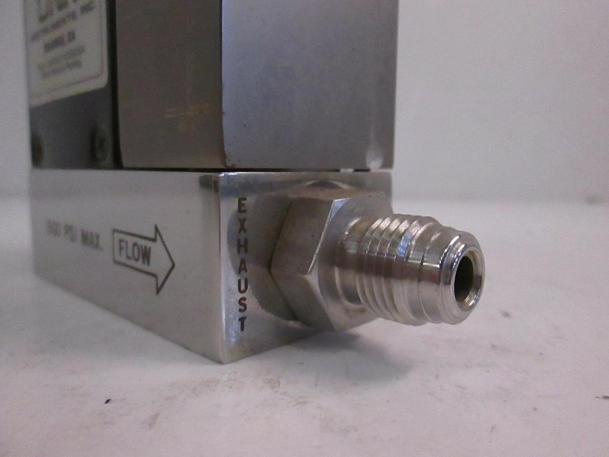 Used Unit UFC-1100A Mass Flow Controller MFC, HCL, 1000 SCCM