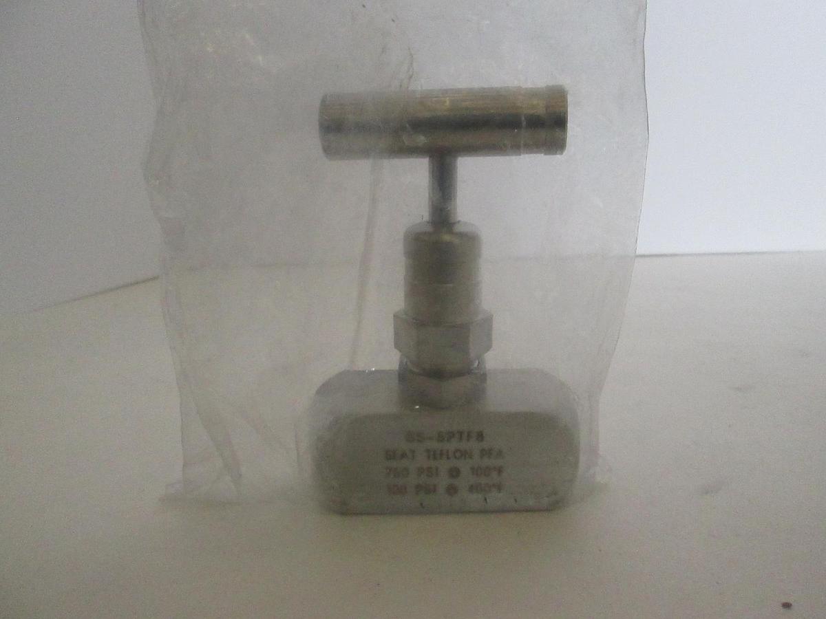 Used Swagelok, SS-5PTF8, Teflon Seat PFA Valve, Used