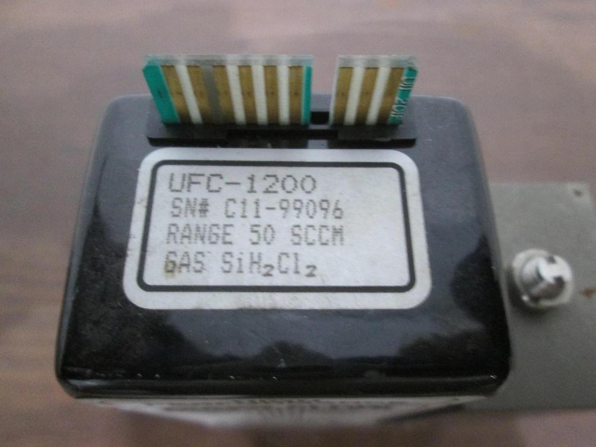 Used Unit, UFC-1200, 50 SCCM, SiH2Cl2, Mass Flow Controller, 1/4" Port, Used