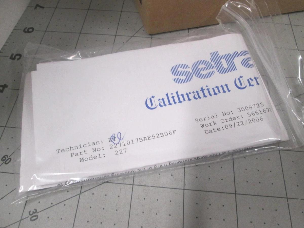 Setra, High Purity Pressure Transducer, Model 227, 0-17 Bar, 10-30 VDC, New