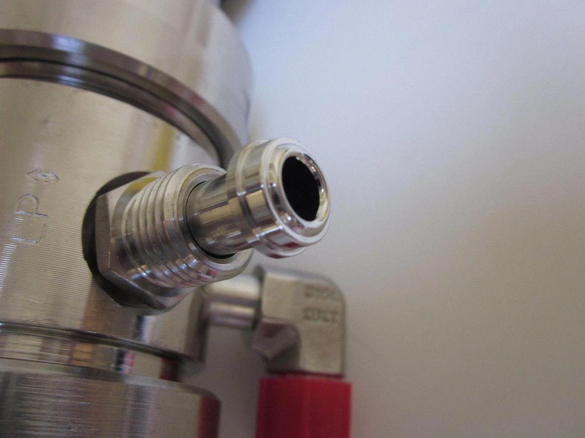 APtech Semi Gas S033-0239-100 high purity Pressure Regulator, 5 Port