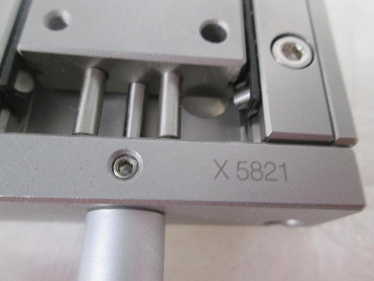 PI, M-105.11, Microtranslation Stage, X5821, New