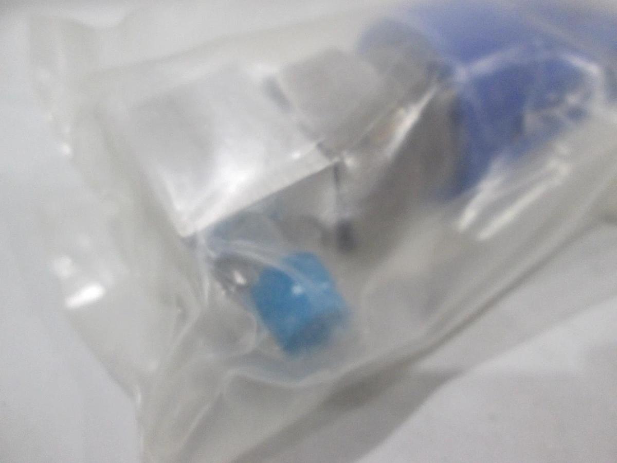 Used Swagelok, 6LV-DFLBW6-P-BL, Manual Valve w/ Lock Out, New
