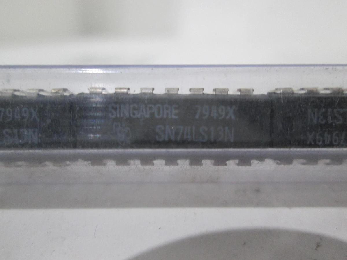 Texas Instruments, SN74LS13N, Integrated Circuit, New, Lot of 25