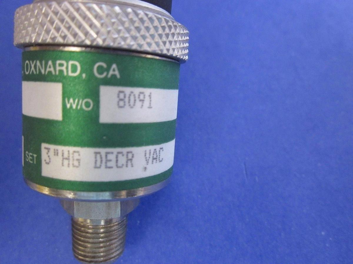 Used GECO Corp.  V110-31W2/3380 Pressure Sensor, 115VAC, 1A, 29.9"HG