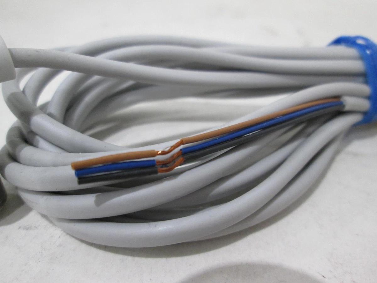 SMC, PSE543-01, Pressure Switch, Used