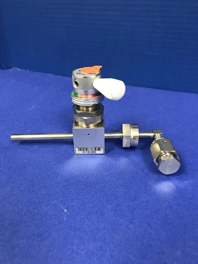 Used APTech AP3625SM TW4 1.75 P Manual Diaphragm Valve Assembly, White Lever Handle