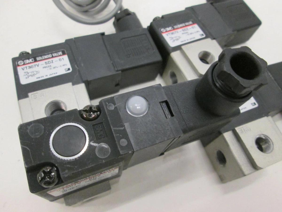 Used SMC, VT307V-5DZ-01, Solenoid Valve, Used Lot of 4