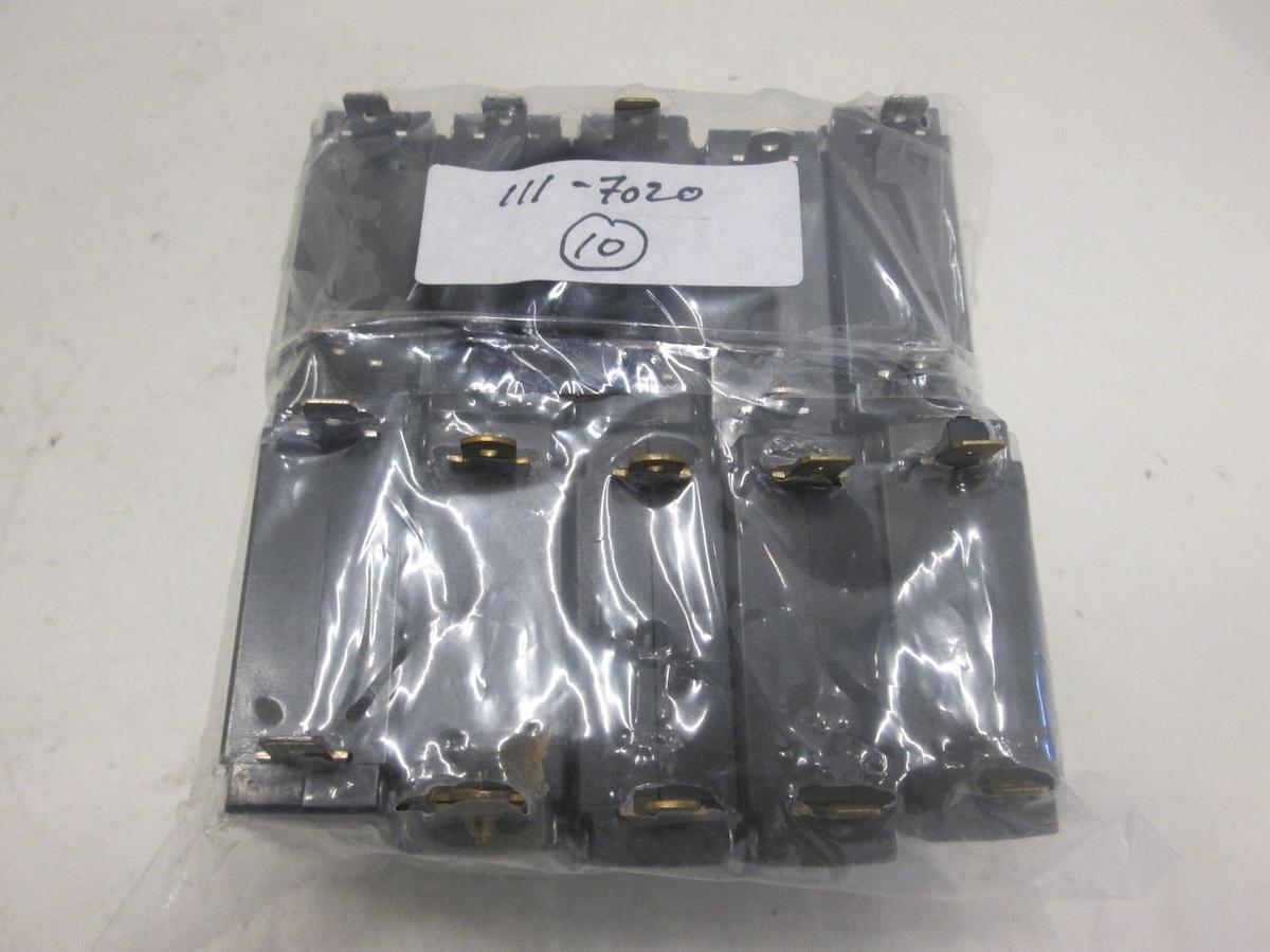 Used Carling Switch, AA1-B0-22-410-181-C, CIRCUIT BREAKER 1A, 1P, 230V Use, Lot of 10