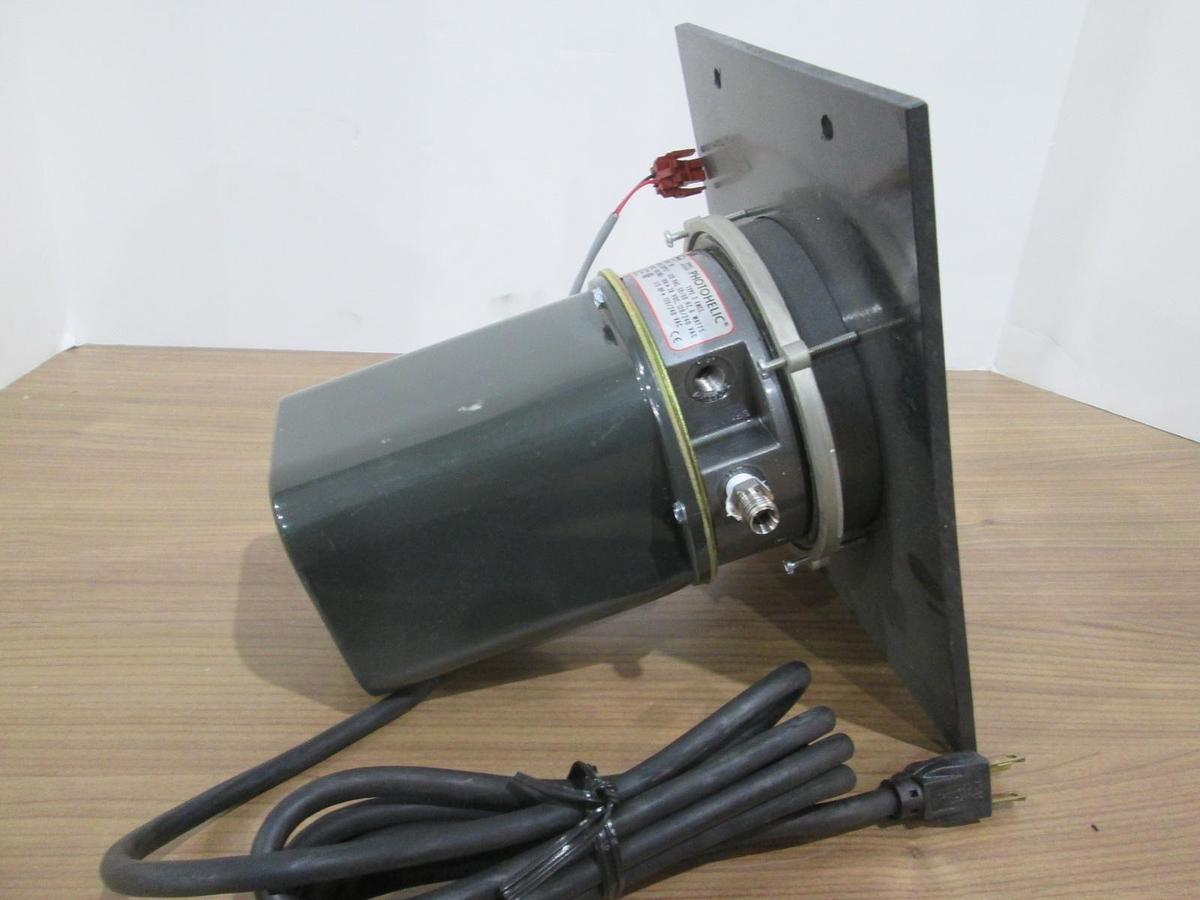Used Dwyer, Photohelic A 3002 Panel Assy, 0-2 Inches of Water, 25 PSIG, Used