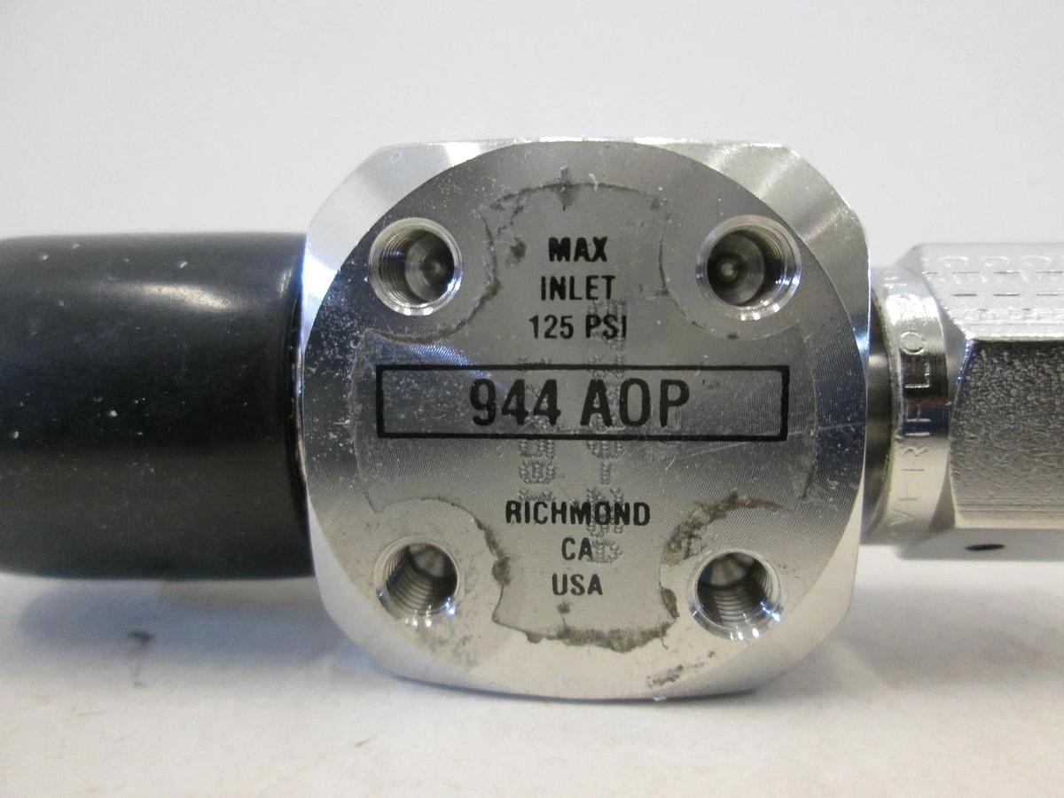 Used Veriflo, 944AOPLPNCSFSFF, Diaphragm Valve, 1/4 FVCR, Used