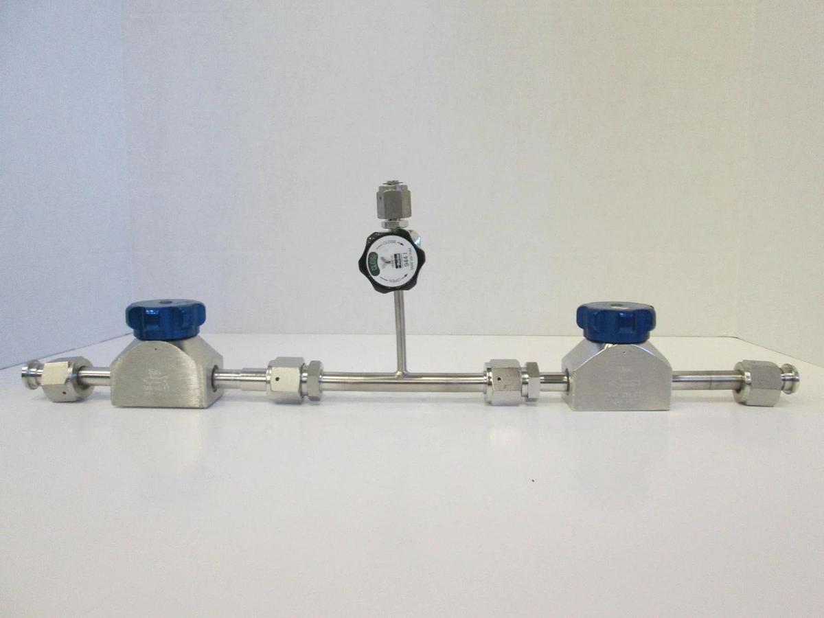 Refurbished Valve Gas Stick Assy w/ (2) 935 Veriflo Valves and (1) Parker 944I Valve