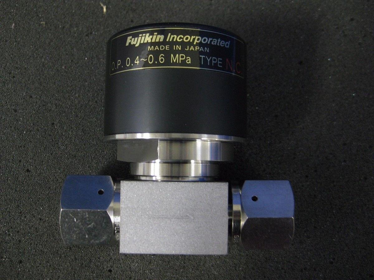 Fujikin FPR-ND-71-9.52-2 NEW MEGA-ONE LA Low Press NC Diaphragm Valve, NEW