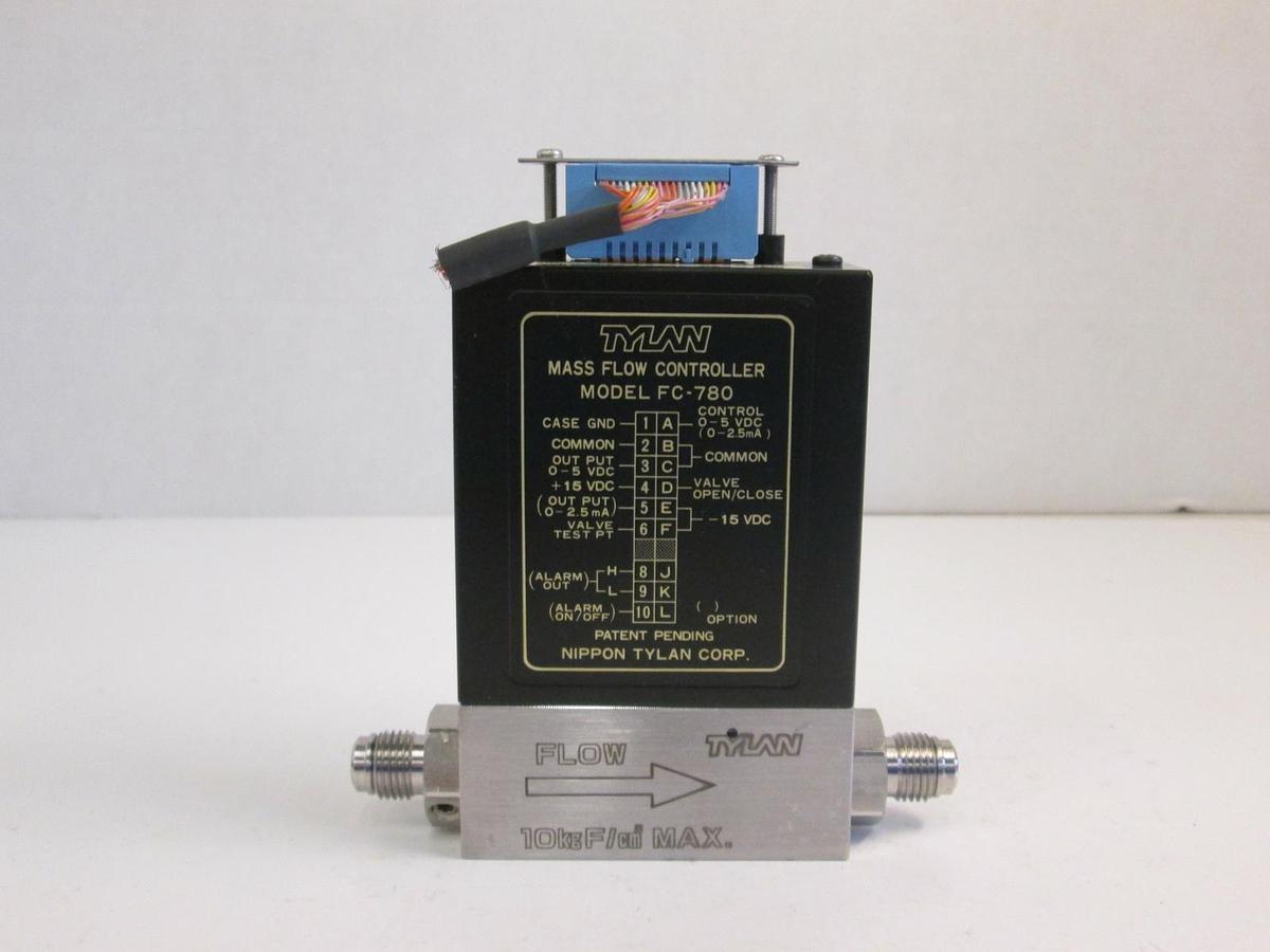 Used Tylan FC-780 Mass Flow Controller MFC, 1 SLM, N2, 1/4" MVCR