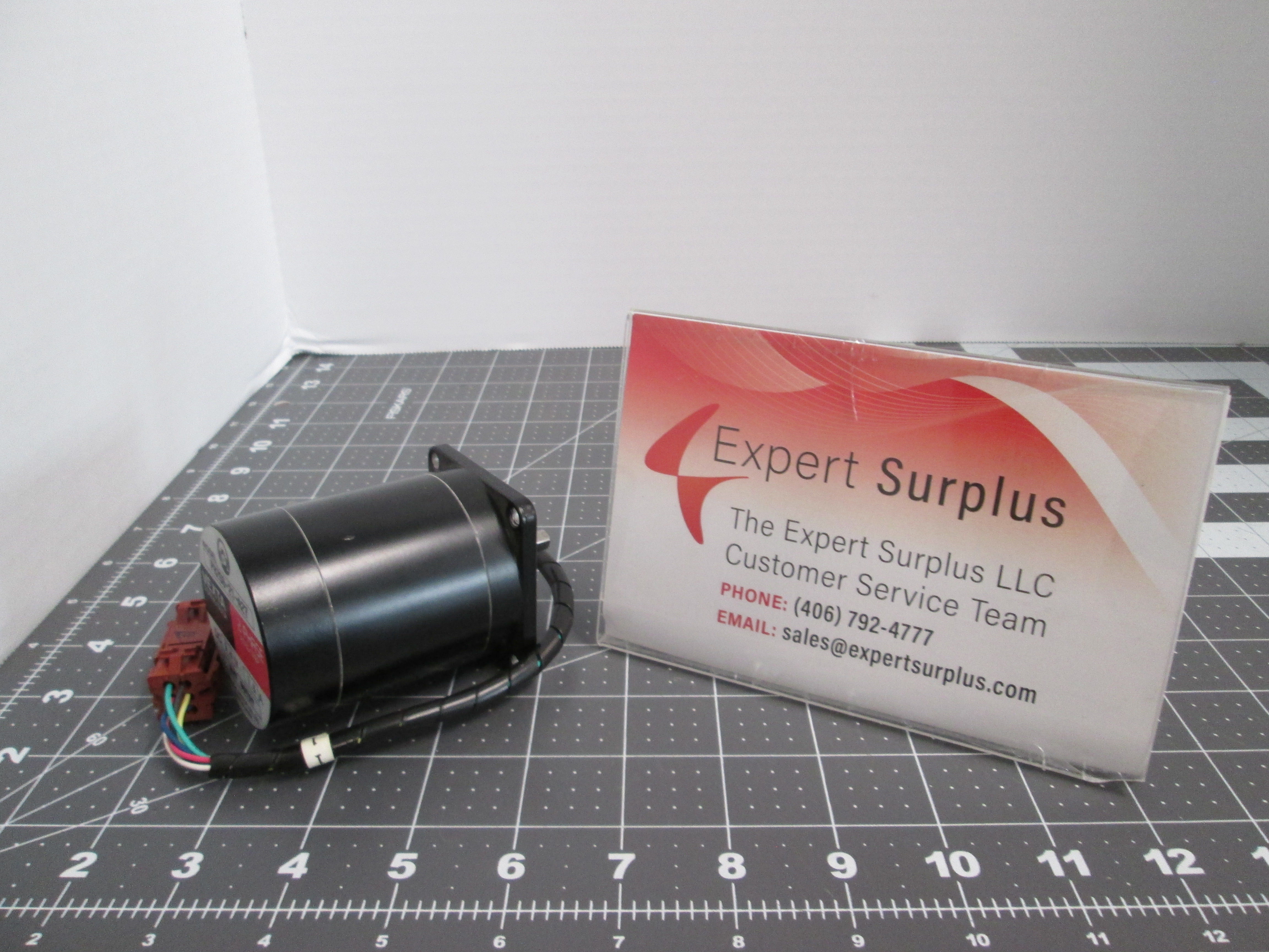 Used Vexta Oriental Motor PH268-21-A27 2-Phase Stepping Motor DC 5.4V 1.5A