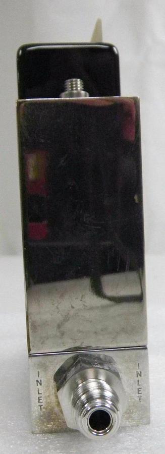 Used Unit UFC-1500A, Mass Flow Controller, Gas- SF6, Range- 200 SCCM, 1/4" M I/O