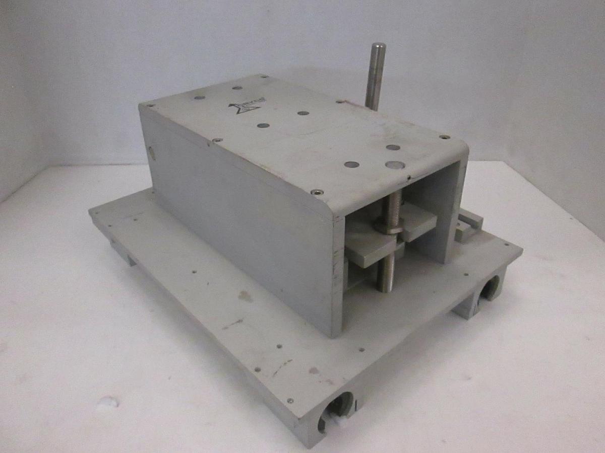 Used Cryco Industries Cantilever Head/ Boat Loader Head Assembly, Used