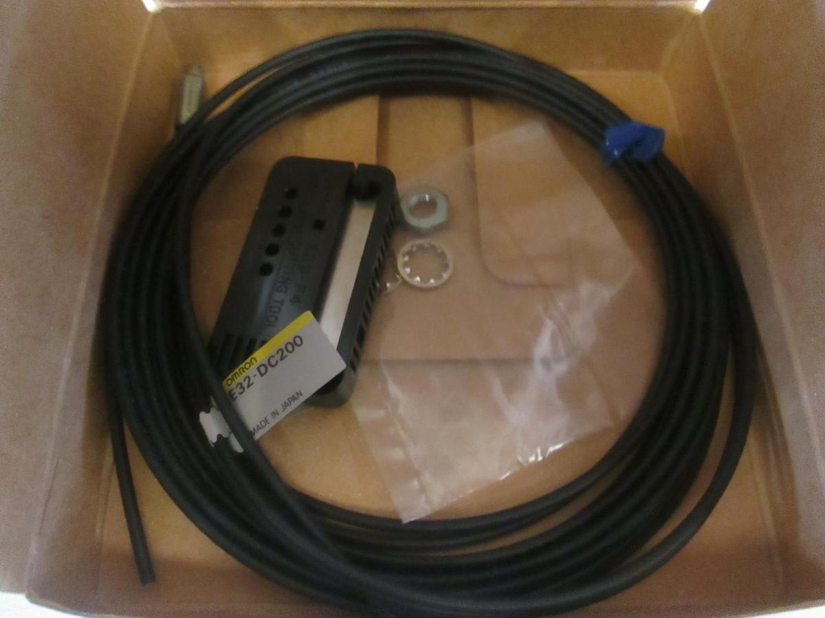 Used Omron, E32-DC200, Photoelectric Switch, New