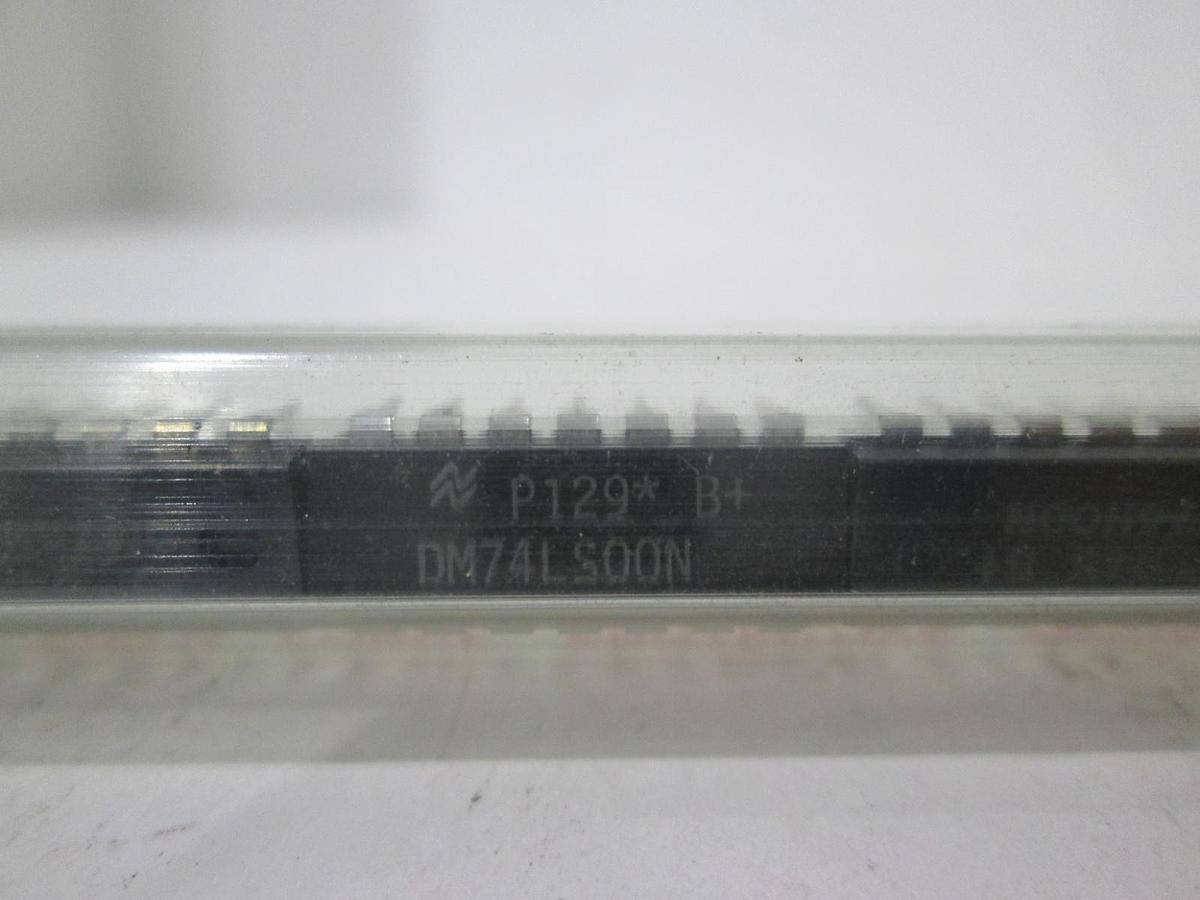 Used National Semiconductor, DM74LS00N, Integrated Circuit, New, Lot of 24