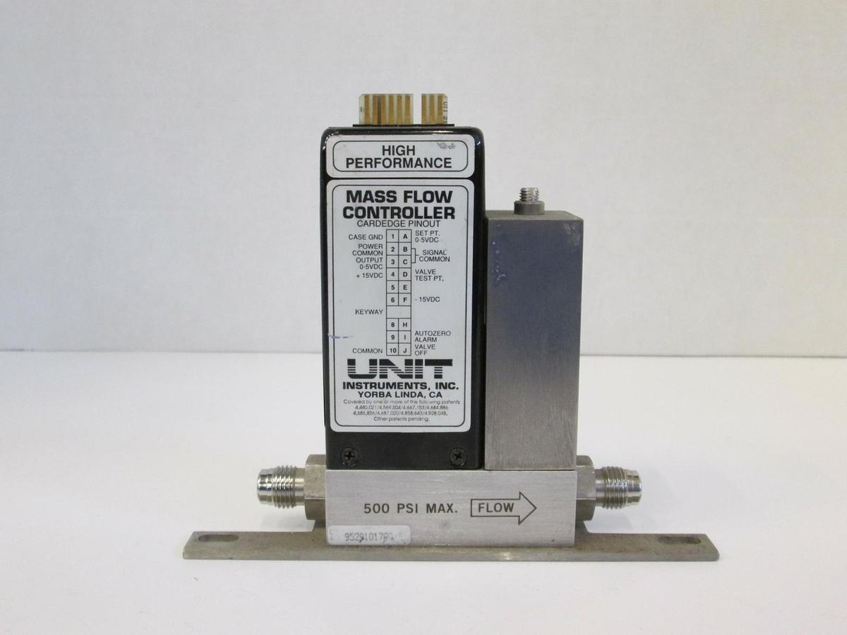 Used Unit UFC-1100A Mass Flow Controller MFC, O2, 10 SLPM, 1/4" Male